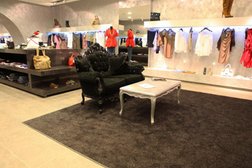 Салон итальянской одежды и обуви Рождественский family, с рейтингом 4.6 - находится по адресу Нижний Новгород, улица Белинского, 63 