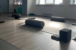 Студия йоги и танца Небо, с рейтингом 4.5 - находится по адресу Ростов-на-Дону, улица Воровского, 17 ст1 