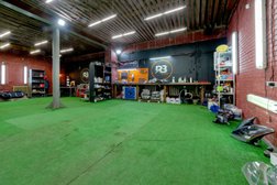 Студия по ремонту фар RBcustom, с рейтингом 4.8 - находится по адресу Санкт-Петербург, Детский переулок, 5д 