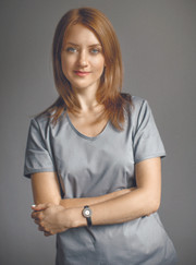 Пародонтолог, имплантолог Юлия Борисовна Зинина