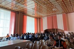 Главный корпус Нижегородский колледж малого бизнеса, с рейтингом 2.9 - находится по адресу Нижний Новгород, Артельная улица, 9 