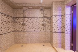 Сауна Парная, с рейтингом 3.6 - находится по адресу Республика Татарстан, Казань, Ново-Азинская улица, 12 