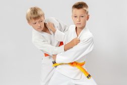 Спортивный клуб Спорт Лофт, с рейтингом 4.9 - находится по адресу Московская область, Химки, Транспортный проезд, 3с2 