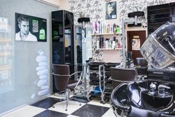 Салон красоты Красивые люди, с рейтингом 4.8 - находится по адресу Москва, Изюмская улица, 22 к3 