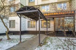 Салон-парикмахерская АпельсинКа, с рейтингом 4.2 - находится по адресу Москва, Саранская улица, 4/24 