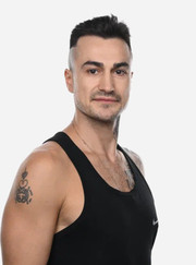 Инструктор по йоге, тренер по фитнесу Дмитрий Махов