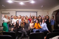 Центр психологии Евгении Купитман, с рейтингом 3.4 - находится по адресу Омск, Учебная улица, 77 