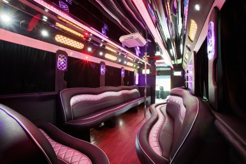 Пати бас саратов фото Автобус развлечений Party Bus в Центральном районе в Калининграде: отзывы, фото,