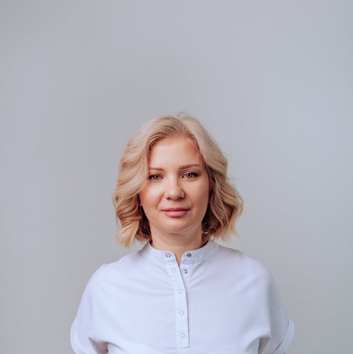 Юлия Александровна Холошенко