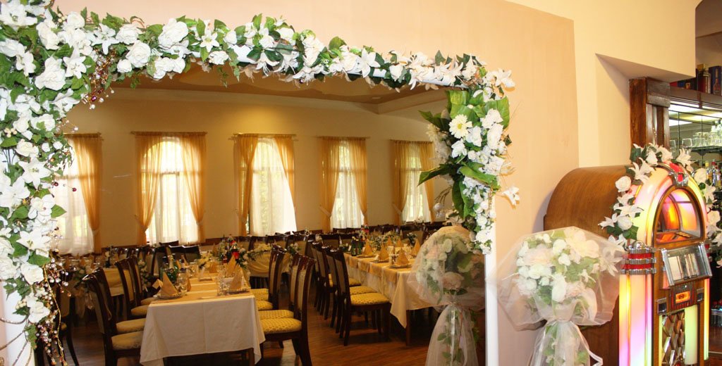 Кафе лав в останкинском парке