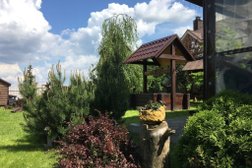 База отдыха Серый волк, с рейтингом 3.3 - находится по адресу Калужская область, деревня Шопино, 48а 