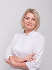 Дерматовенеролог, директор Елена Николевна Перминова
