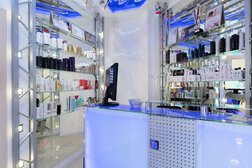 Центр красоты OLA, с рейтингом 4.6 - находится по адресу Санкт-Петербург, Стародеревенская улица, 33 