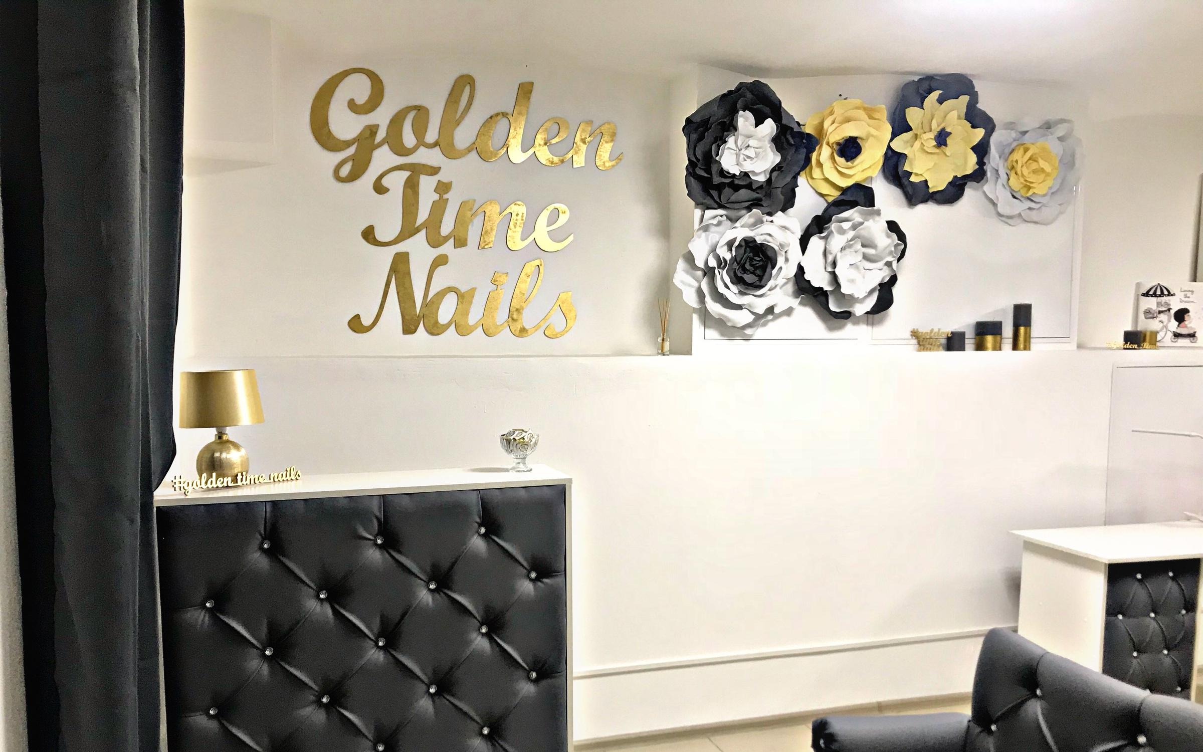 Салон golden. Студия Наил тайм. Golden time Nails Авиамоторная. Салон Golden Москва. Студия на Авиамоторной.