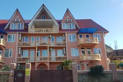 Гостевой дом Замок, с рейтингом 3 - находится по адресу Сочи, Дзержинского, 14Б 