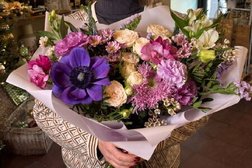 Салон цветов и подарков Пион, с рейтингом 4.9 - находится по адресу Москва, Большая Татарская улица, 3 