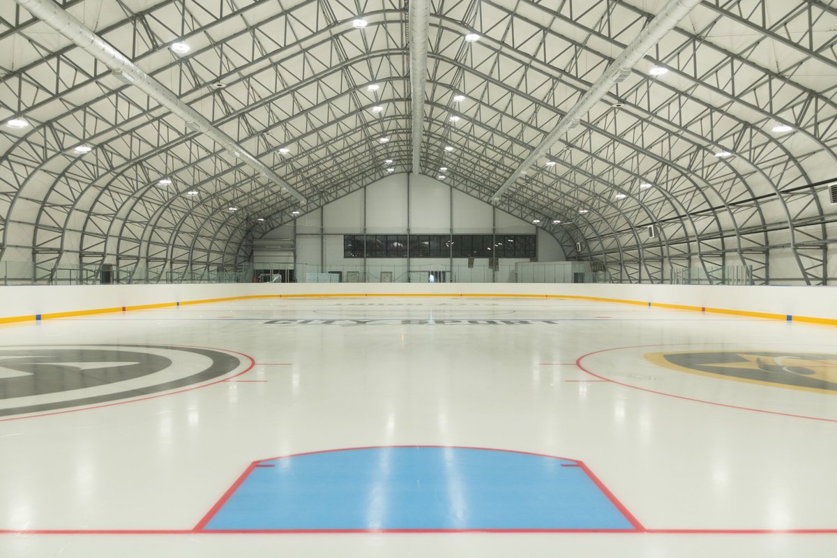 Спорт каток академия спорта. Ледовый комплекс CITYSPORT Нагатинский. Каток City Sport. Каток на Нагатинской. Ледовый спортивный комплекс Сосновый.