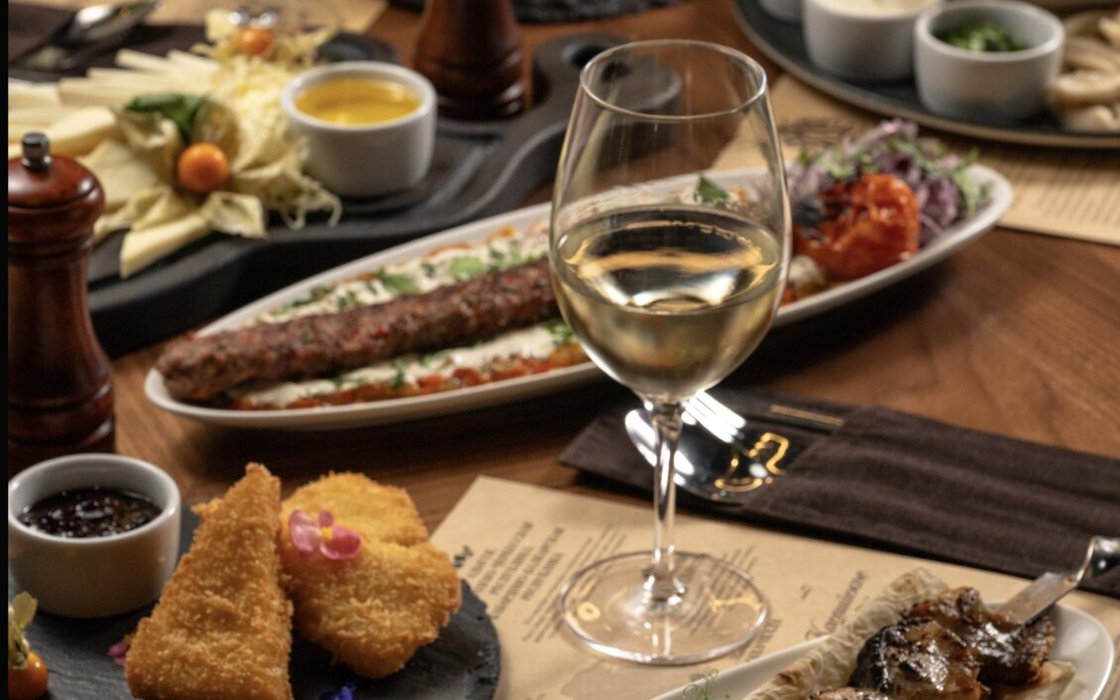 Sochinskiye Khinkali, Esto-Sadok - Avis restaurant et photos - Tripadvisor