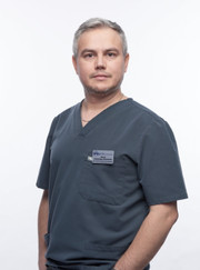 Пародонтолог, имплантолог Александр Алексеевич Белов