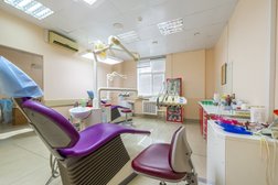 Стоматология Омега сервис, с рейтингом 5 - находится по адресу Московская область, Сергиев Посад, Вокзальная площадь, 1 