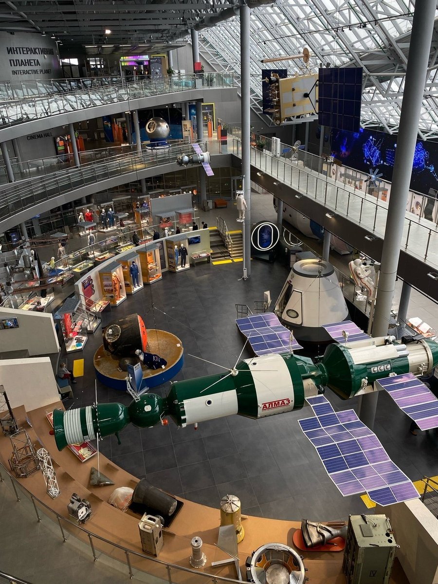 Экспонаты Музея космонавтики