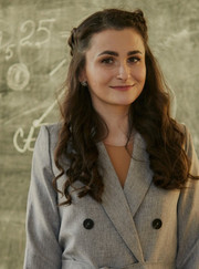Преподаватель математики, преподаватель по математическому анализу Ирина Сергеевна Никитина