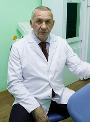 Имплантолог, стоматолог Лев Александрович Храмов
