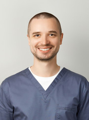 Стоматолог-ортопед, имплантолог Никита Александрович Худяков