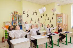 Детский клуб Гарде, с рейтингом 5 - находится по адресу Московская область, Красногорск, улица Вилора Трифонова, 1 