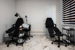 Студия маникюра и педикюра Ногтиточка, с рейтингом 4.7 - находится по адресу Челябинск, улица Братьев Кашириных, 131а 