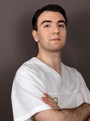 Стоматолог, стоматолог-терапевт Абдулкадер Хамамович Кдур