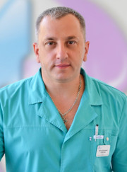 Врач общей практики, терапевт Денис Евгеньевич Савельев