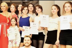 Модельная школа Анны Айс, с рейтингом 4.8 - находится по адресу Москва, Кривоколенный переулок, 5 ст4 