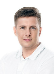 Имплантолог, стоматолог Вячеслав Валерьевич Куликов