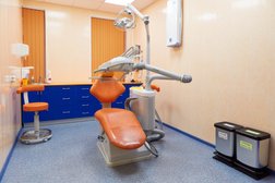 Стоматологическая клиника Айсберг, с рейтингом 4.7 - находится по адресу Санкт-Петербург, Бронницкая улица, 25 