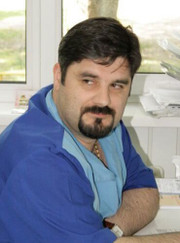 Имплантолог, стоматолог Роман Шотаевич Бурдуладзе