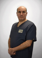 Пародонтолог, стоматолог Тигран Сергеевич Мнацаканов