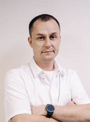Имплантолог, стоматолог-ортопед Антон Викторович Белоусов