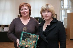 Фирменный магазин Павловопосадские платки, с рейтингом 4.2 - находится по адресу Омск, проспект Карла Маркса, 29а 