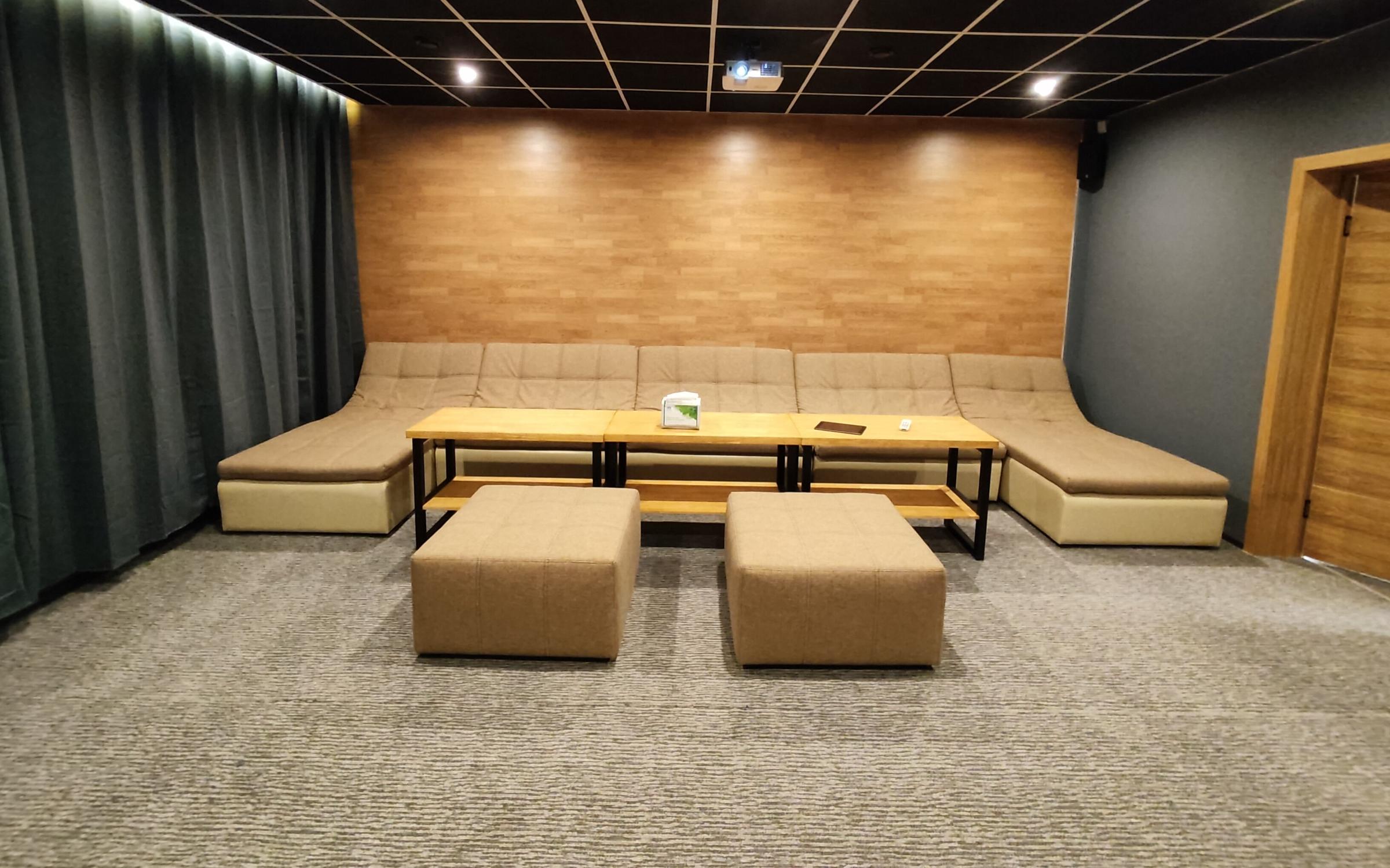 Black room просп чайковского 84а тверь фото Black Room, мультимедийное пространство на улице Паши Савельевой в Твери: отзывы