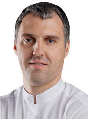 Имплантолог, стоматолог-хирург Евгений Анатольевич Пальчиков