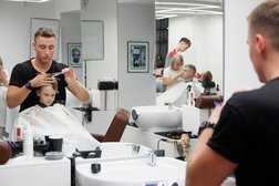 Барбершоп Open, с рейтингом 4.5 - находится по адресу Красноярск, улица Горького, 31 