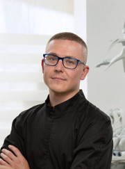 Имплантолог, стоматолог Егор Викторович Пыжьянов