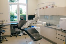 Стоматология SF-dental clinic, с рейтингом 5 - находится по адресу Краснодарский край, Анапа, Супсехское шоссе, 4к2 