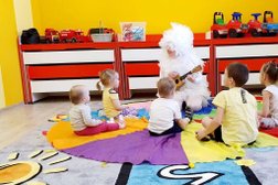 Частный детский сад В гостях у Солнышка, с рейтингом 2.9 - находится по адресу Новосибирск, улица Дуси Ковальчук, 260/2 