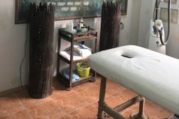 Салон красоты Жадор, с рейтингом 4 - находится по адресу Троицк, Октябрьский проспект, 1 к1 