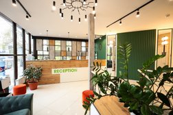 Стоматология Аслановых, с рейтингом 4.8 - находится по адресу Удмуртская Республика, Ижевск, Клубная улица, 29а 