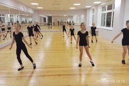 Ансамбль современного бального танца Стиль, с рейтингом 4.2 - находится по адресу Смоленск, улица Кирова, 22а 