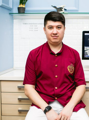 Стоматолог, стоматолог-терапевт Ильшат Полатжанович Худайбергенов