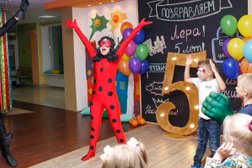 Компания по организации праздников Хочу играть, с рейтингом 4.7 - находится по адресу Рязань, Право-Лыбедская улица, 27 